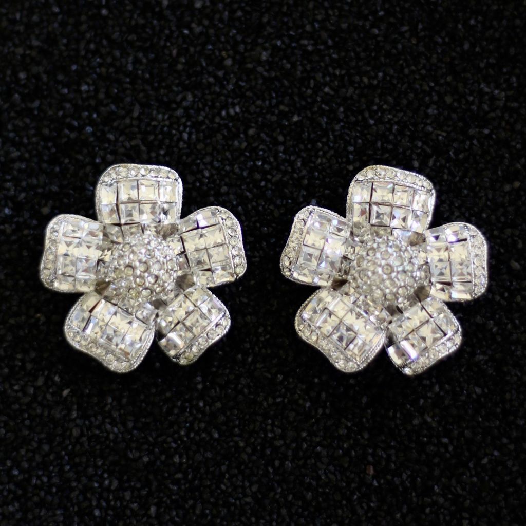 Jewelry Jardin: Clear Crystal Flower Large