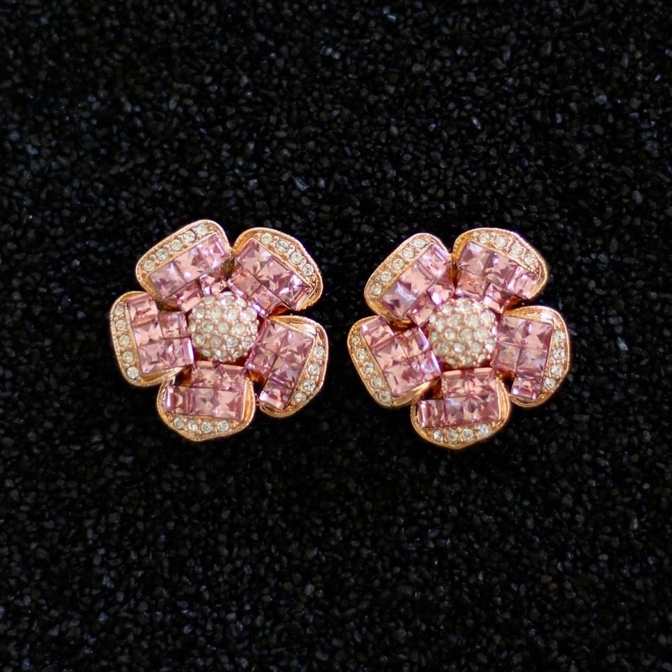Jewelry Jardin: Clear & Pink Crystal Flower Med