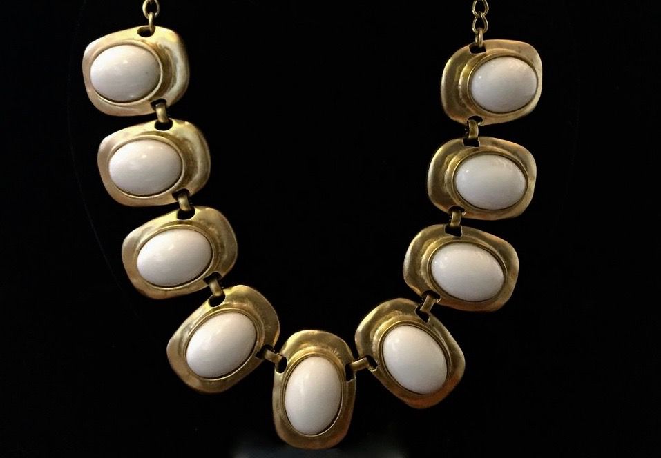 Jewelry KJLane: Bets White & Gold