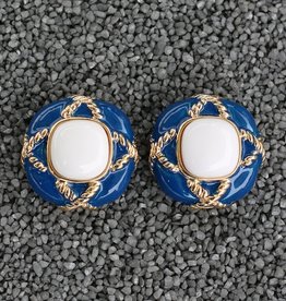 Jewelry VCExclusives: Fancy Button Blue with Pearl Center