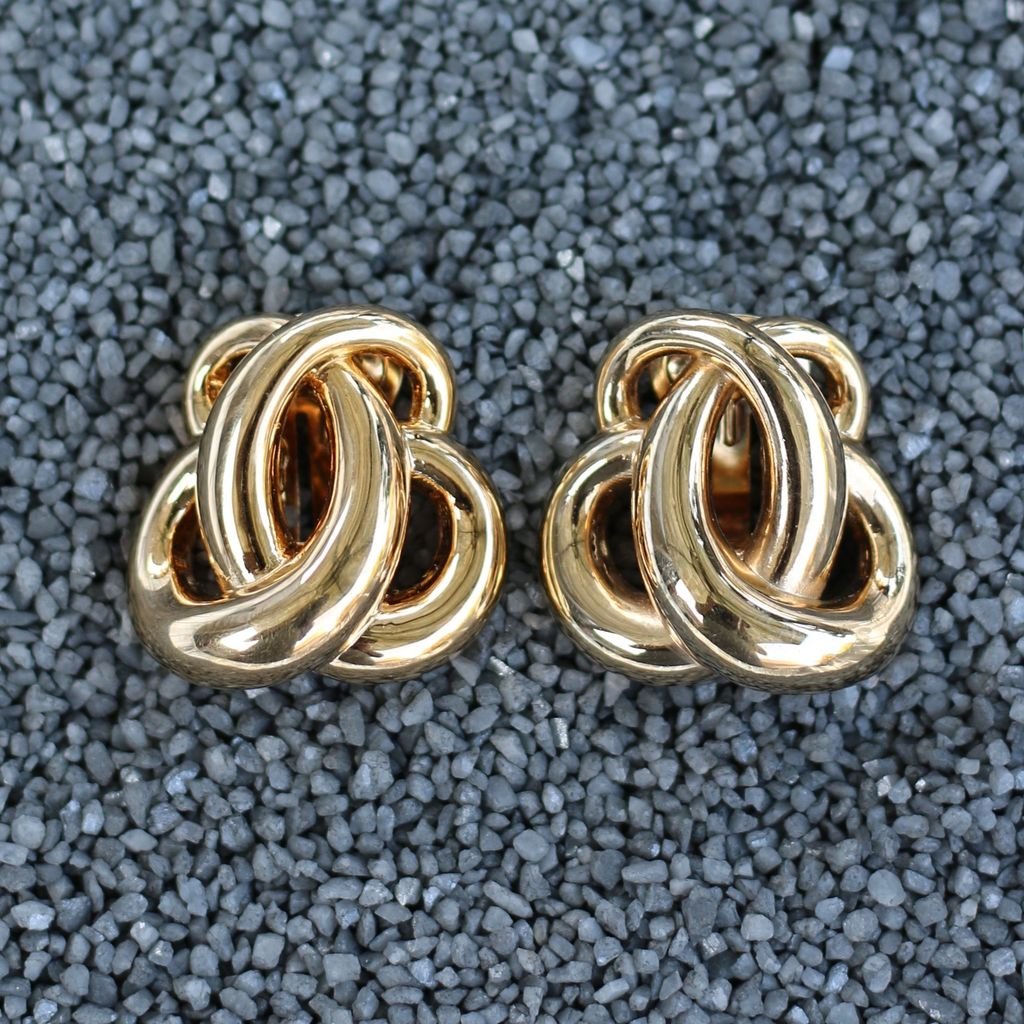 Jewelry VCExclusives: Gold Bi-Knots