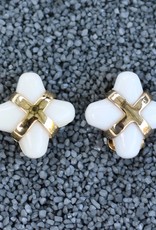 Jewelry VCExclusives: Little Package / White