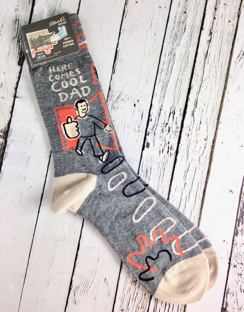 Here Comes Cool Dad Men S Crew Socks Silver In The City