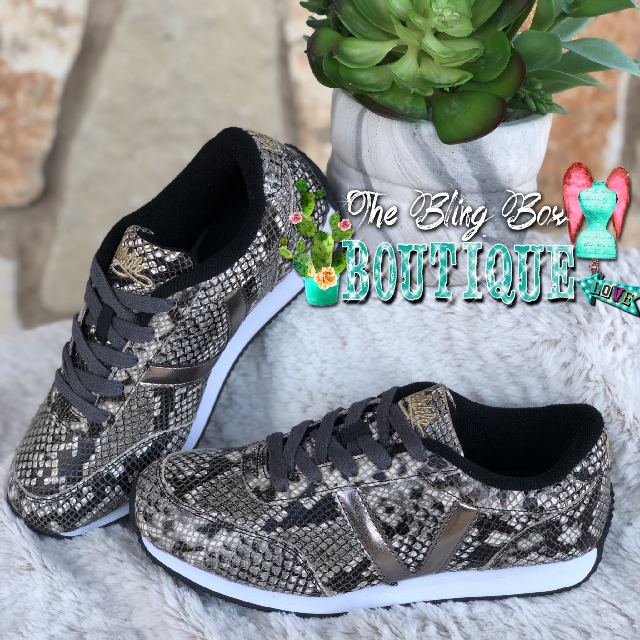snake print tennis shoes