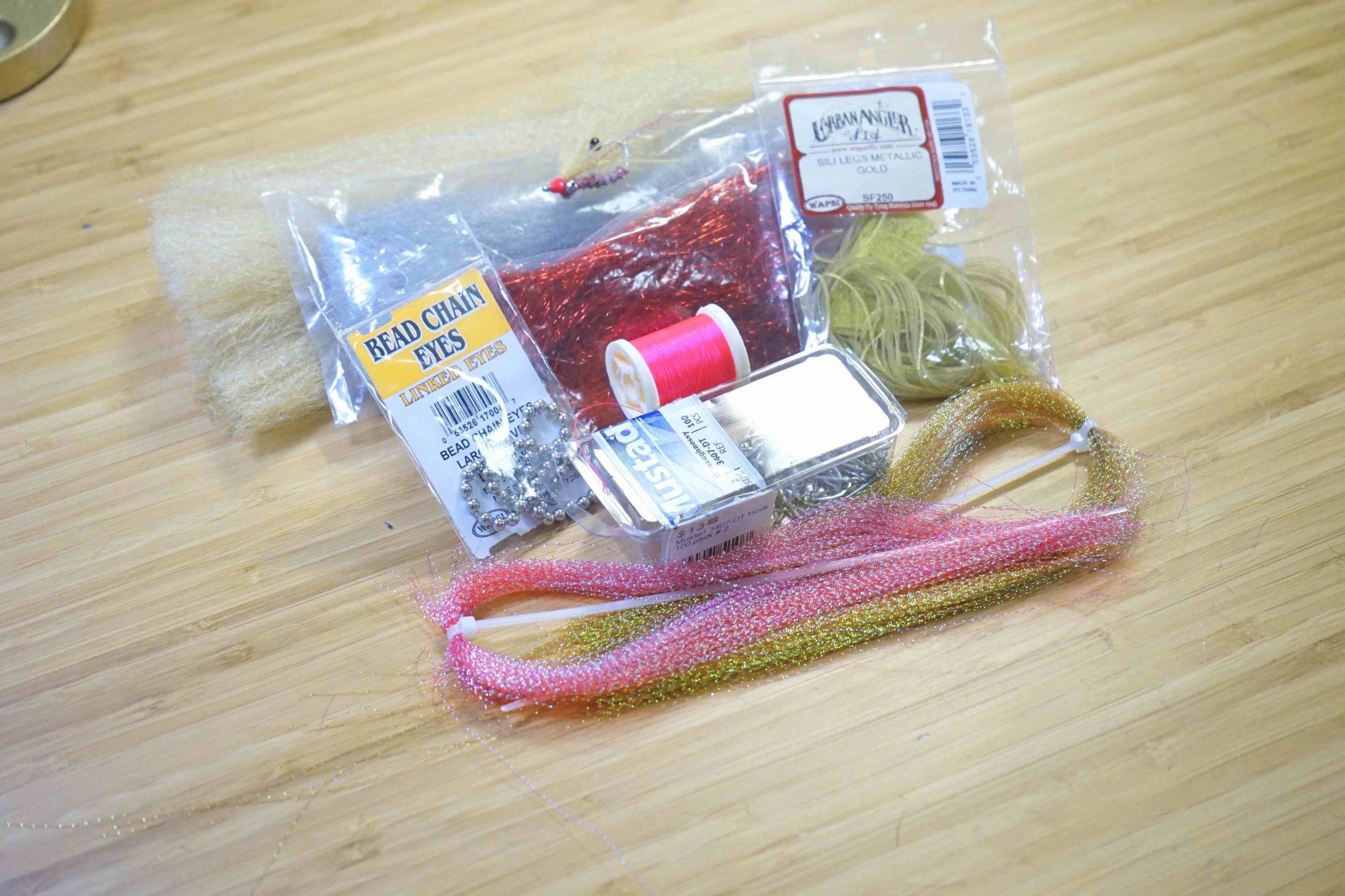 Urban Angler Fly Tying Kit - EP Red Sparkle Ghost Shrimp