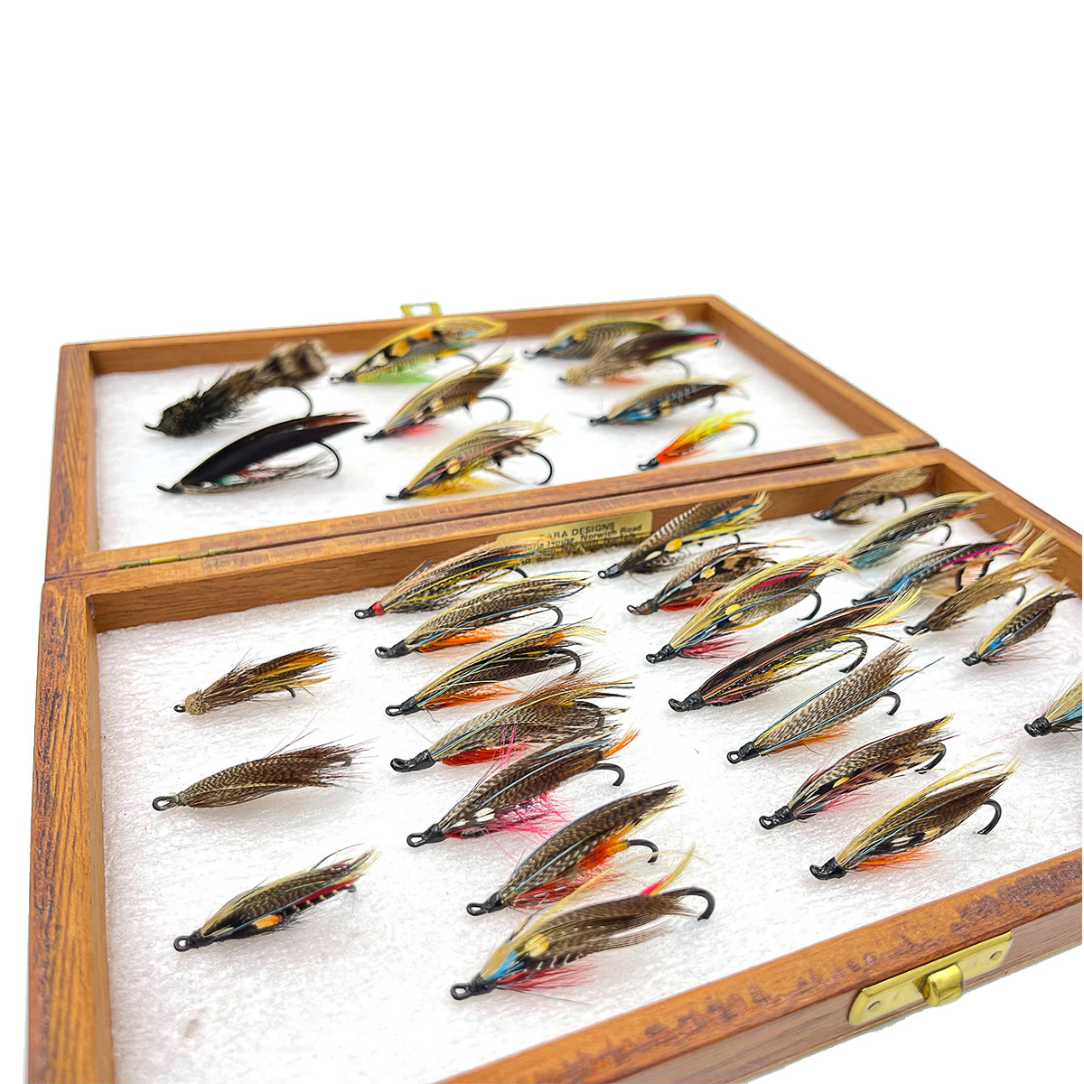 Tara Design Tara Design Wooden Fly Box with 33 Classic Atlantic Salmon Flies