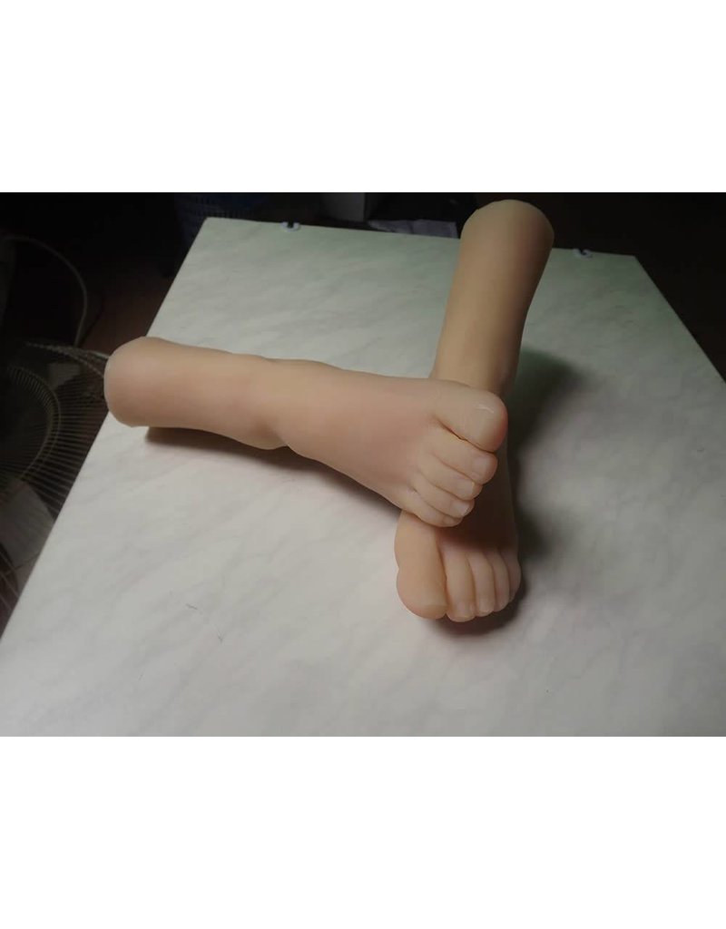 Just Sculpt Silicone Feet With Calf Bone Female Pair