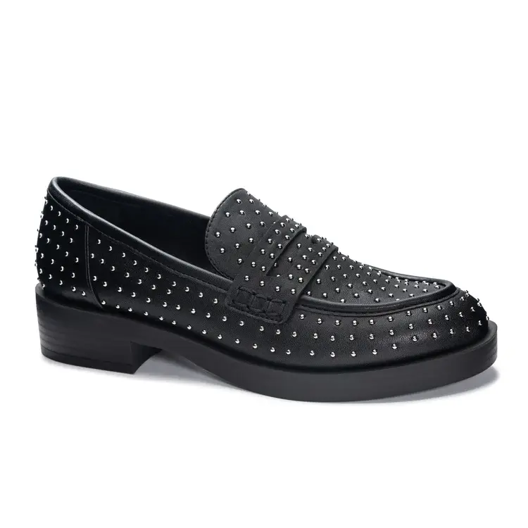 CHINESE LAUNDRY PAXX BLK LOAFER W/ STUDS