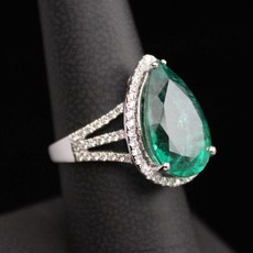 American Jewelry 14k White Gold .62ctw Diamond 8.16ct Emerald Pear Cut Gemstone Fashion Ring (size 7)