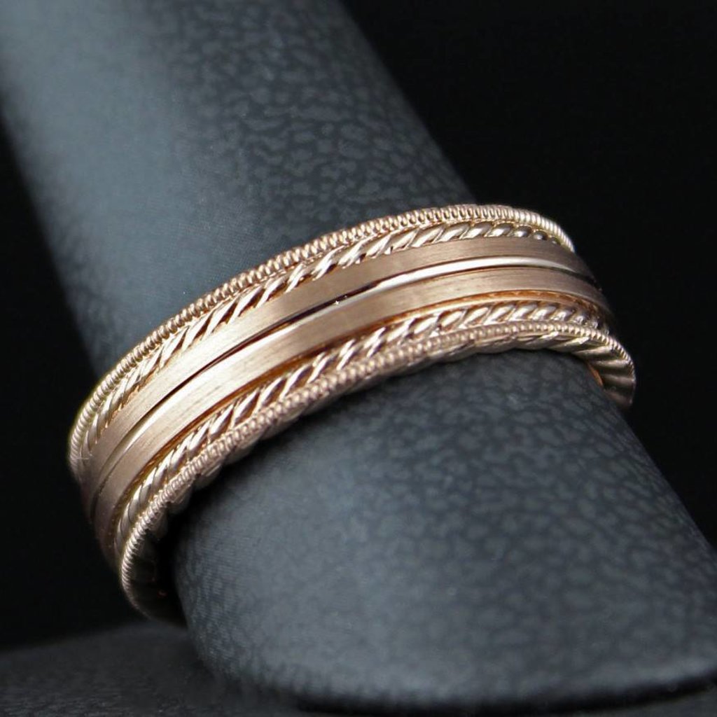 American Jewelry 14k Rose Gold ArtCarved 7mm Inside-Out Men's Wedding Band (Size 10)