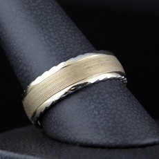 American Jewelry 14k Yellow/White Gold ArtCarved 7mm Men's Wedding Band (Size 10)