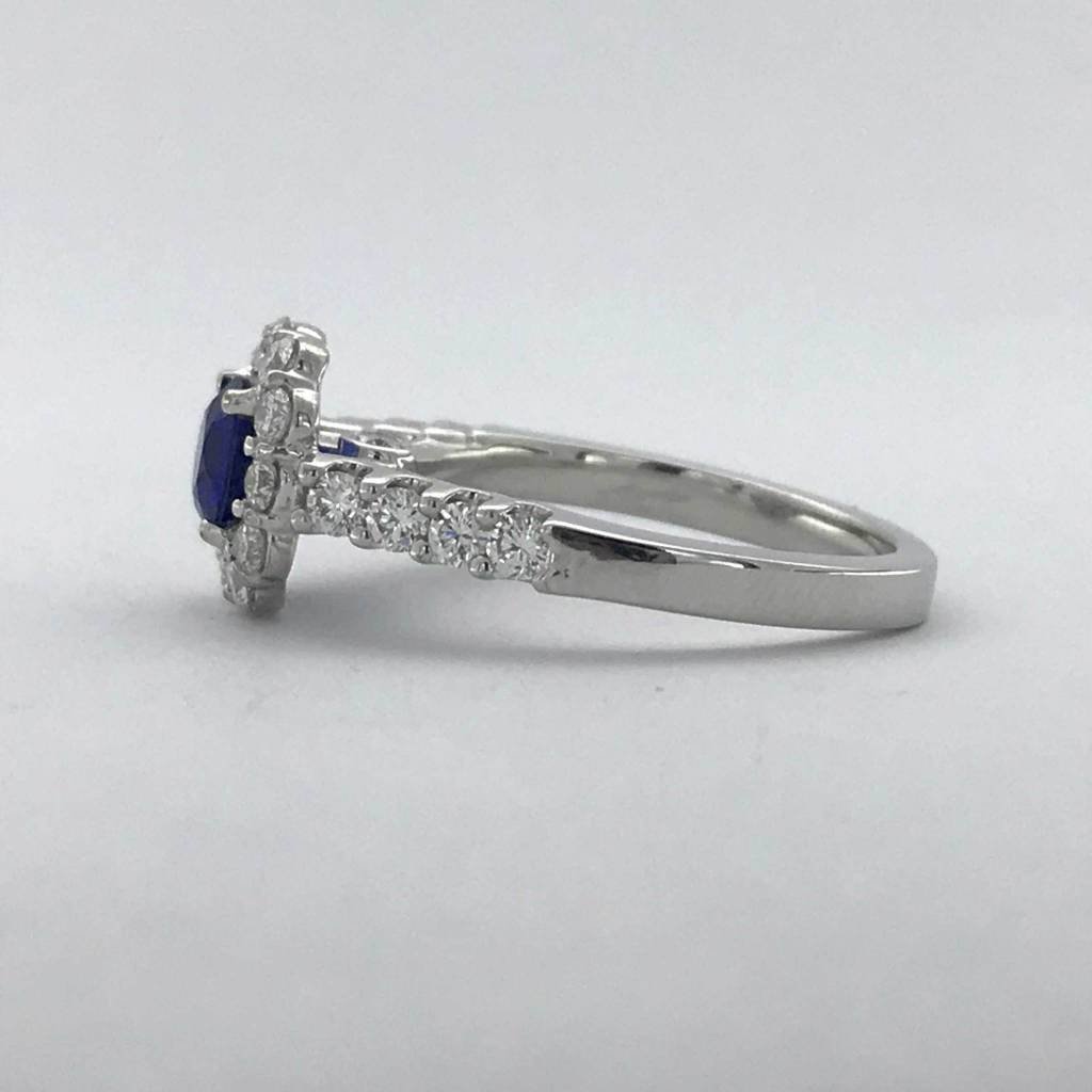 American Jewelry 14k White Gold .85ctw Diamond .98ct Sapphire Halo Ring (Size 6.5)