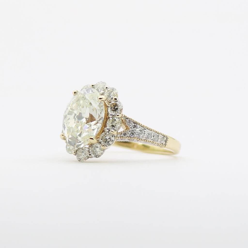 American Jewelry 14k Yellow Gold 4.03ct-Ctr J/VS2 GIA 1.74ctw-Mounting Oval & Round Brilliant Diamond Halo Engagement Ring