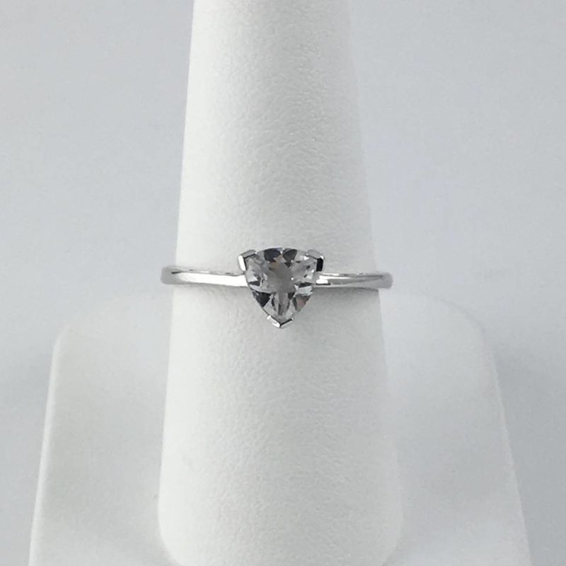 American Jewelry 10k White Gold Trillion White Topaz Ring