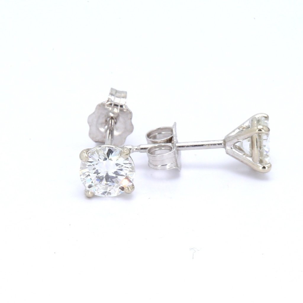 American Jewelry 14k White Gold 7/8ctw Diamond Martini Set 4 Prong Stud Earrings