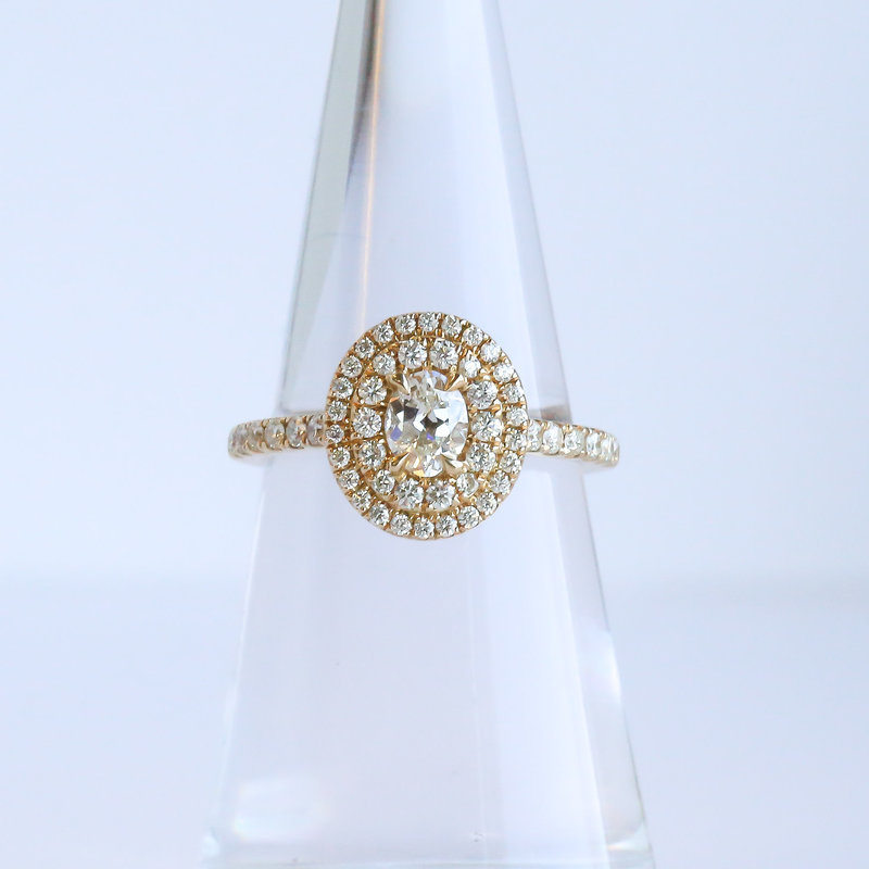 American Jewelry 14k Yellow Gold .91ctw (.41ct center) Oval & Round Brilliant Diamond Halo Engagement Ring