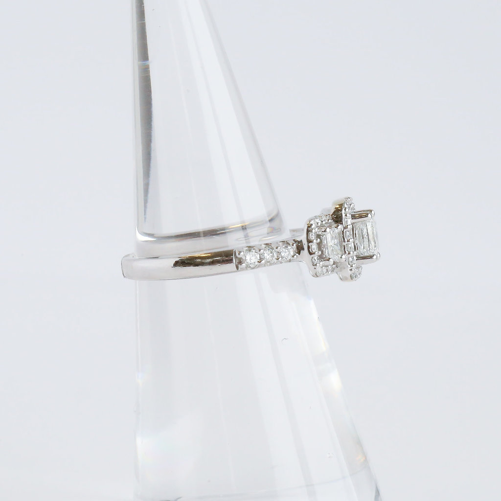 American Jewelry 14k White Gold 1.00ctw (.39ct G/I1 Radiant Center) Diamond 3-Stone Halo Engagement Ring (Size 6)