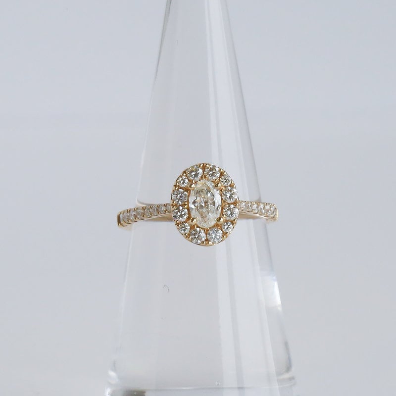 American Jewelry 14k Yellow Gold .89ctw (.40ct Oval Center) Diamond Halo Engagement Ring