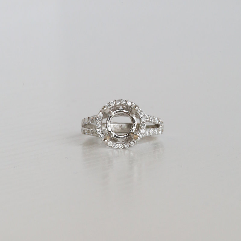 American Jewelry 14k White Gold 1ctw Diamond Halo Split Shank Semi Mount Engagement Ring