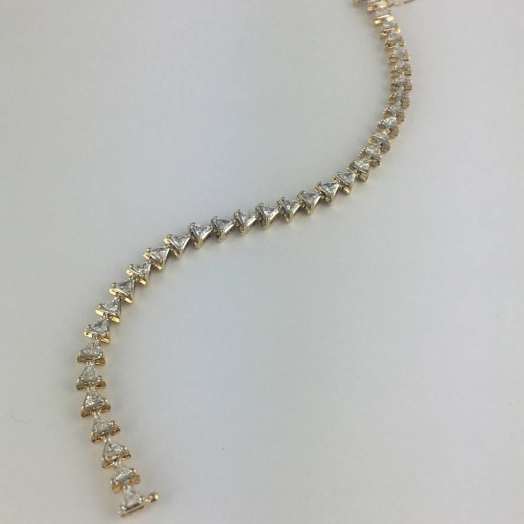 American Jewelry 14k Yellow Gold 5.65ctw Trillion Diamond (G/H-SI) Tennis Bracelet 7"