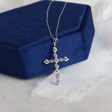 American Jewelry 14k White Gold 1.00ctw Diamond Milgrain Multi Shape Cross Necklace 18"