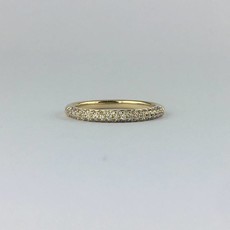 American Jewelry 14k Yellow Gold 1/3ctw Diamond Pave Stackable Wedding Band Ring (Size 7)