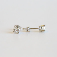 American Jewelry 14K White Gold 1/2ctw Diamond Stud Earrings