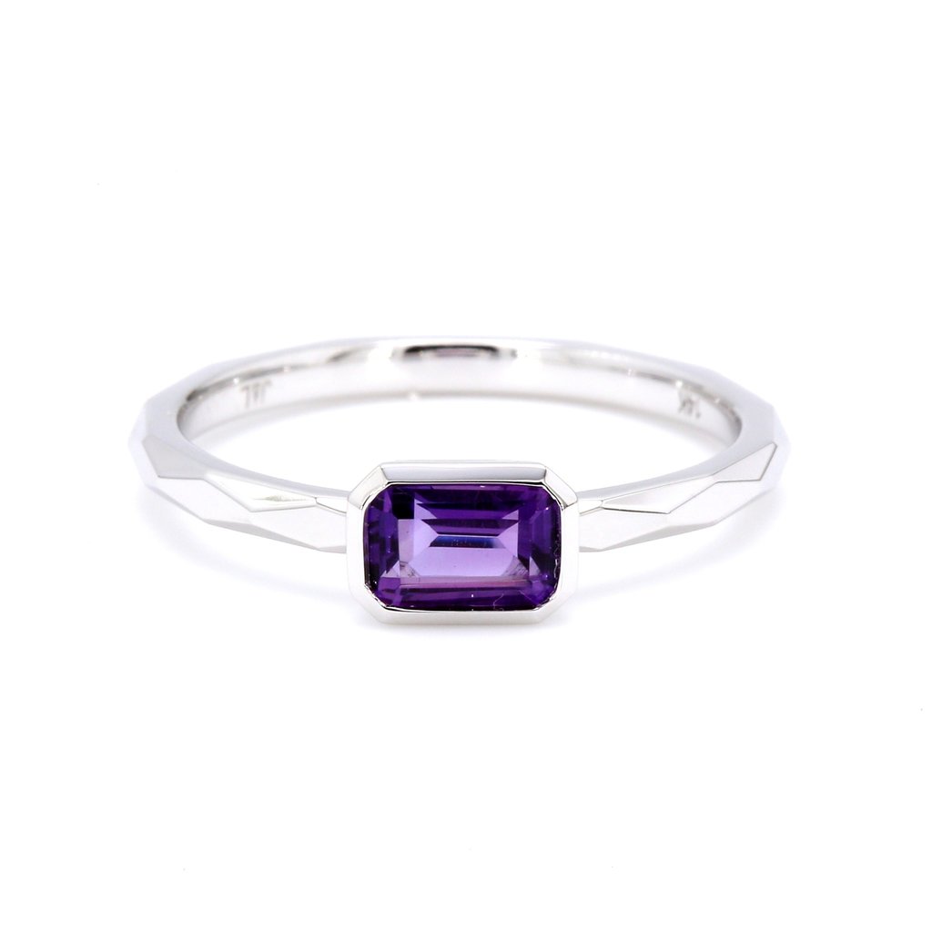 American Jewelry 14k White Gold .71ct Bezel Amethyst East to West Stackable Ladies Ring (Size 7)