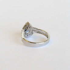American Jewelry 14K White Gold 1.40ct Ceylon Pear Sapphire & 3/4ctw Diamond Halo Ring (Size 7)