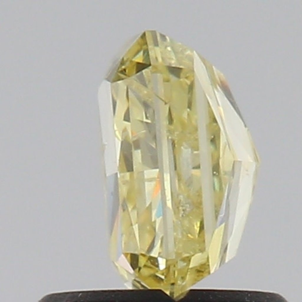 1.02ct  Fancy Light Yellow/ SI2 Radiant Diamond