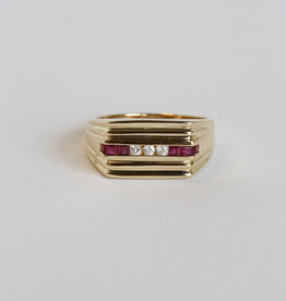 American Jewelry 14K Yellow Gold .30ctw Ruby & .09ctw Diamond Mens Ring (Size 10)