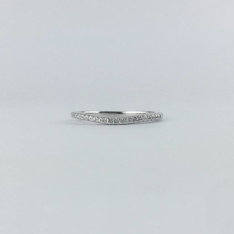 American Jewelry 14k White Gold 1/7ctw Diamond Band (Size 7)