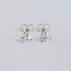 American Jewelry 14K White Gold .82ctw Diamond Martini Set Stud Earrings