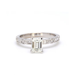 American Jewelry 18k White Gold 1.30ctw (1.00ct H / Internally Flawless Center) Emerald Cut, Round & Baguette Diamond Engagement Ring (Size 6.5)