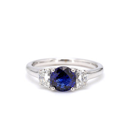 American Jewelry 18k White Gold 1.38ct Blue Sapphire & .43ctw Half Moon Diamond Ladies Ring (Size 6.5)
