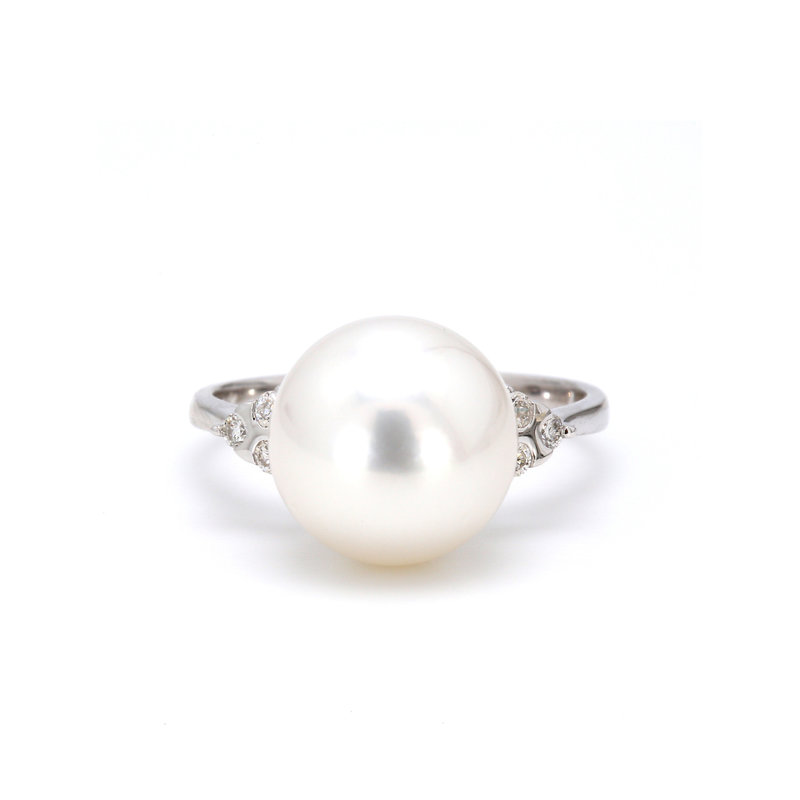 American Jewelry 14k White Gold 11-11.5mm Southsea Pearl & .12ctw Diamond Ladies Ring (Size 7)