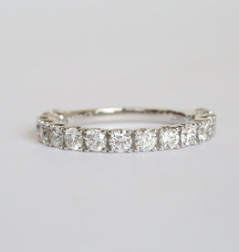 American Jewelry 14k White Gold 1.23ctw Round Brilliant Diamond Stackable Ladies Wedding Band (Size 7)