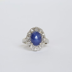 American Jewelry 14K White Gold Vintage Star Sapphire & 1/4ctw Diamond Halo Ring (Size 3)