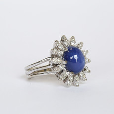 American Jewelry 14K White Gold Vintage Star Sapphire AA & 1/2ctw Diamond Halo Ring (Size 5)