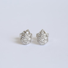 American Jewelry 18K White Gold .20ctw Diamond Cluster Pear Stud Earrings