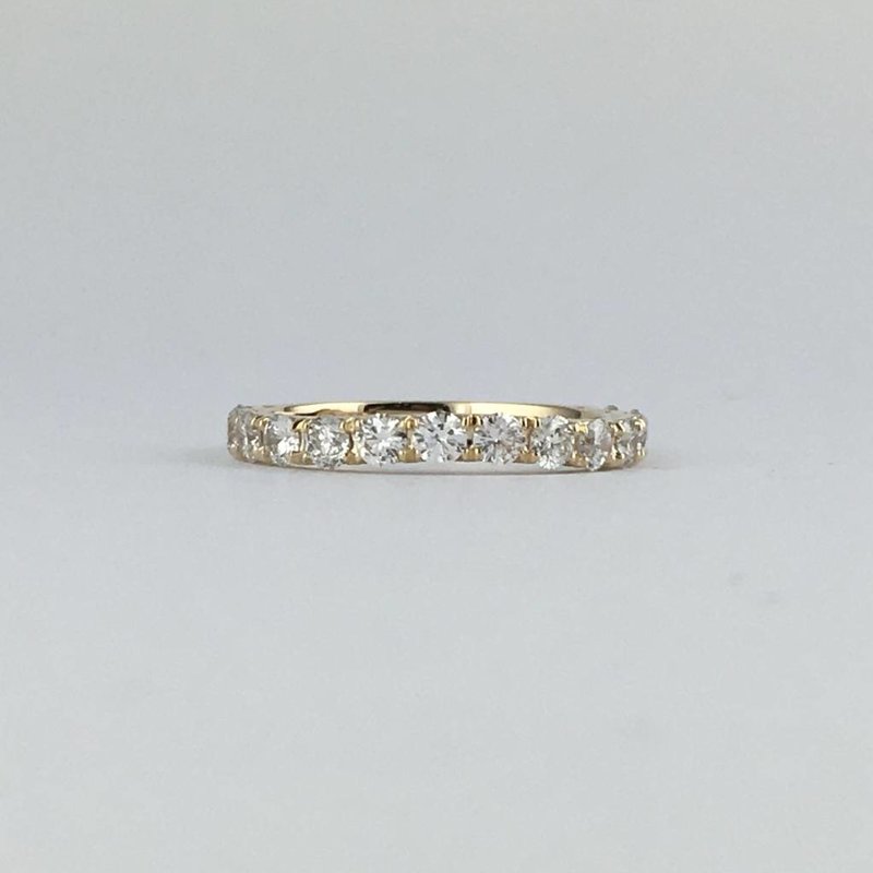American Jewelry 14k Yellow Gold 1ctw Diamond Stackable Wedding Band Ring (Size 7)