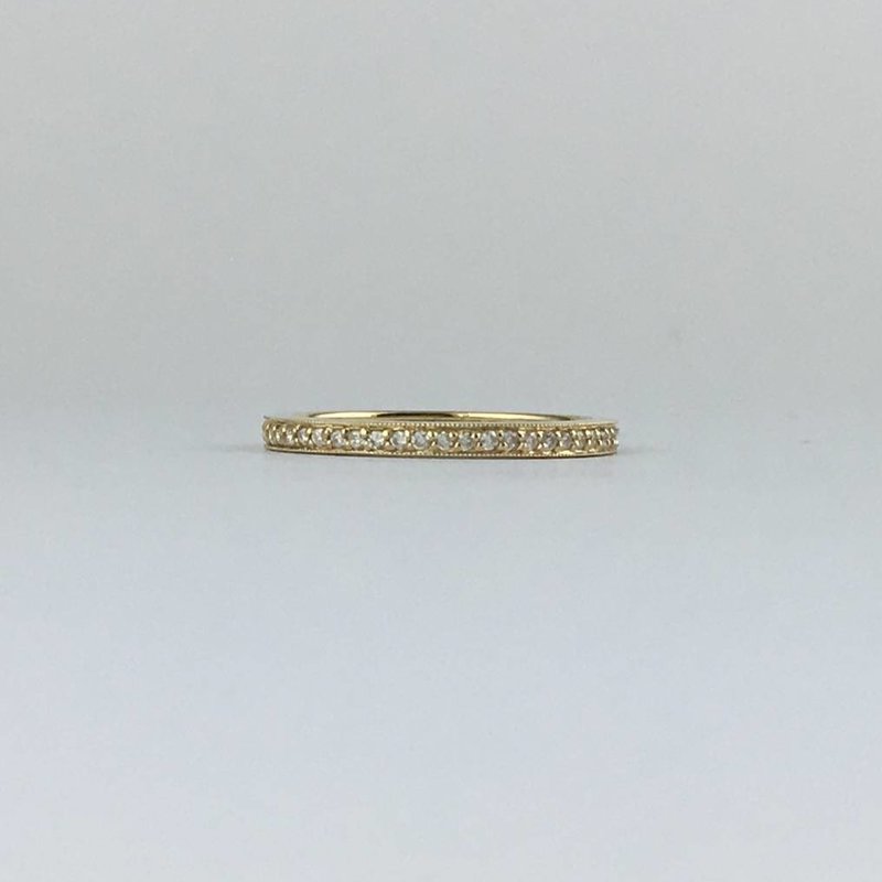 American Jewelry 18k Yellow Gold 1/4ctw Diamond Eternity Milgrain Stackable Wedding Band Ring (Size 6.5)