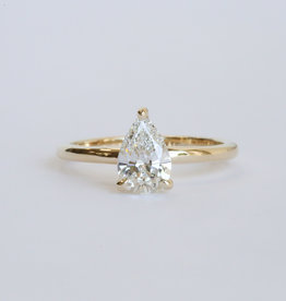 American Jewelry 14K Yellow Gold 1.01ct F/VS1 GIA Pear Diamond Solitaire Engagement Ring (Size 7)