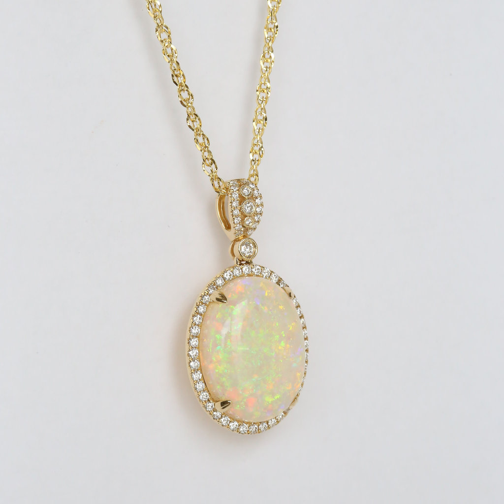 American Jewelry 18K Yellow Gold 12.24ct Opal & .47ctw Diamond Halo Necklace (18")