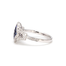 American Jewelry 18k White Gold .81ctw Blue Sapphire & .24ctw Diamond Ladies Ring (Size 6.5)