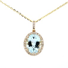 American Jewelry 14k Yellow Gold 2.20ctw Oval  Aquamarine & .22ctw Diamond Halo Pendant