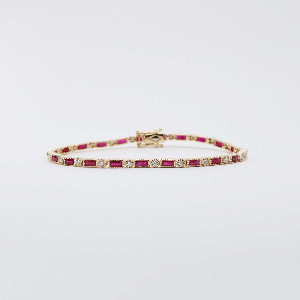 American Jewelry 14k Yellow Gold 4.1ctw Baguette Ruby & .74ctw Diamond Ladies Bracelet