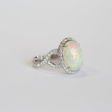 American Jewelry 14K White Gold 3.40ct Opal & .43ctw Diamond Halo Ring (Size 7)