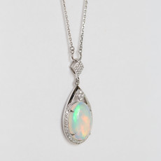 American Jewelry 14K White Gold 5.10ct Opal & .42ctw Diamond Necklace (16-18")