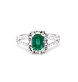 American Jewelry 14k White Gold .84ct Emerald & .71ctw Diamond Halo Ladies Ring (Size 7)